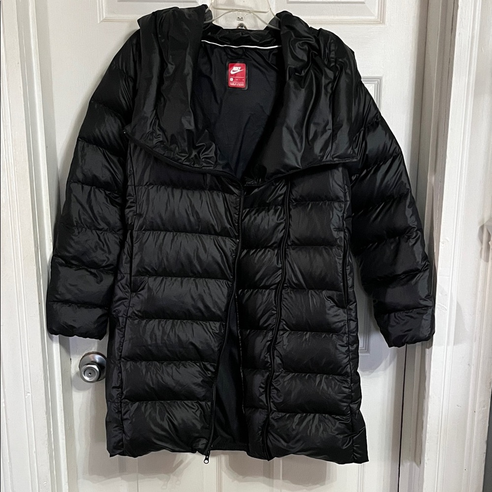 Nike Women's Shiny Black Hooded Puffer Coat